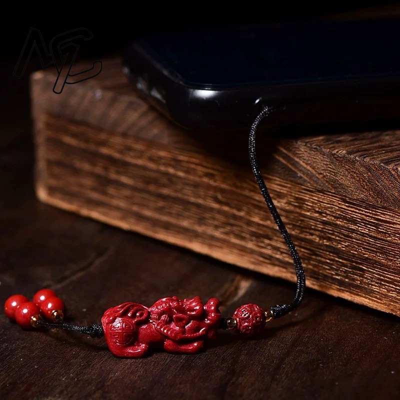 Natural Red Cinnabar Goldfish  - Phone Accessories Red recension och pris